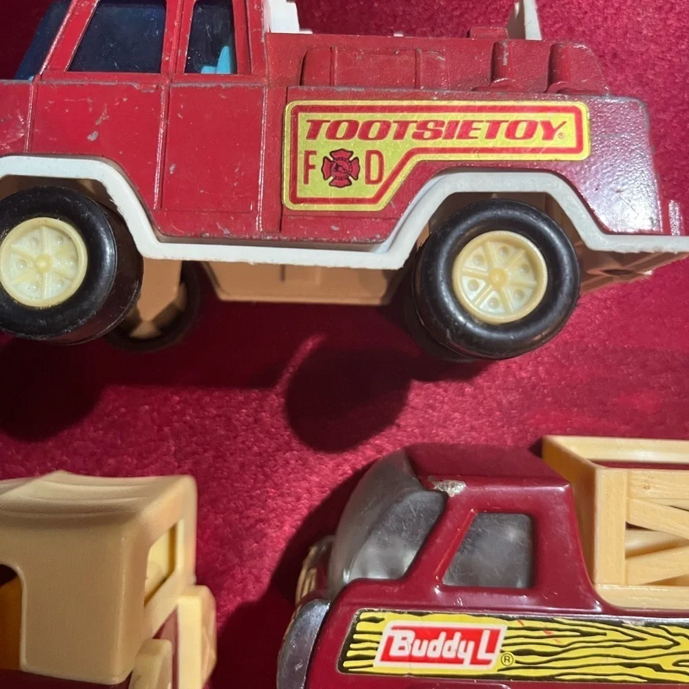 Vintage Tootsie Toy lot of 5  Truck Die Cast, 60s Japan 1970s